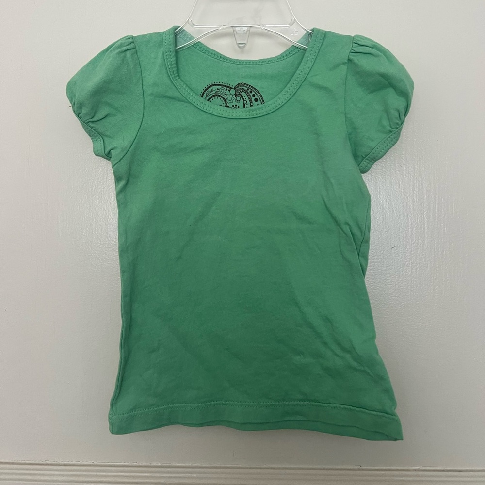 Yoli Poli brand new, organic cotton, green t shirt